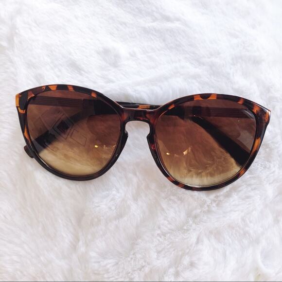 Celia Tortoise Brown Cat Eye Full Rim Sunglasses - Picture 1 of 9